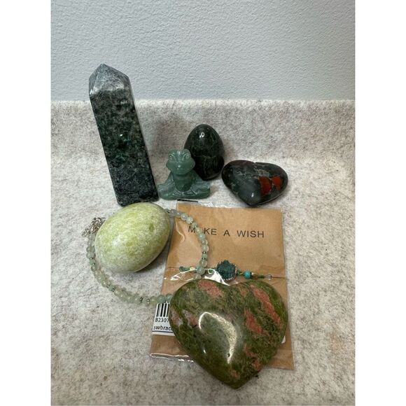 Green 💚 - 1lb Crystal Bundle - Picture 1 of 3